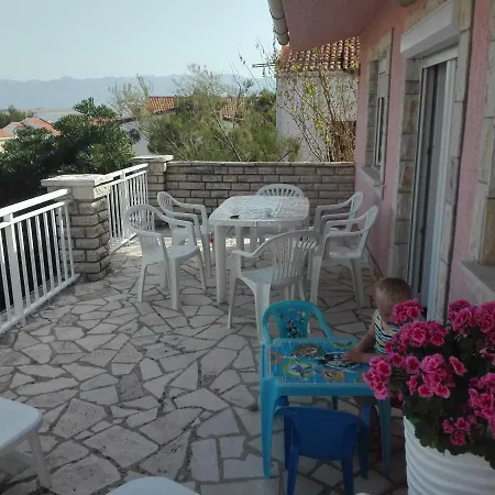 Dospalmerass Appartement *